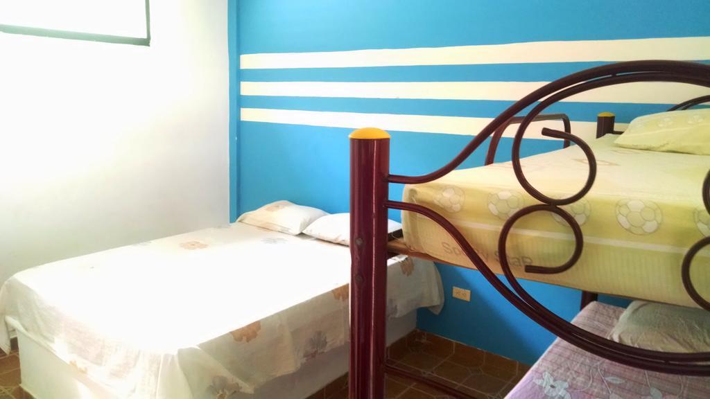 Hostal Dumbira Taganga Zimmer foto